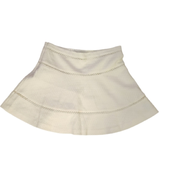 Banana Republic Dresses & Skirts - Banana Republic Cream Laser Cut Swing Skirt Women's Size 4 NWT Lined